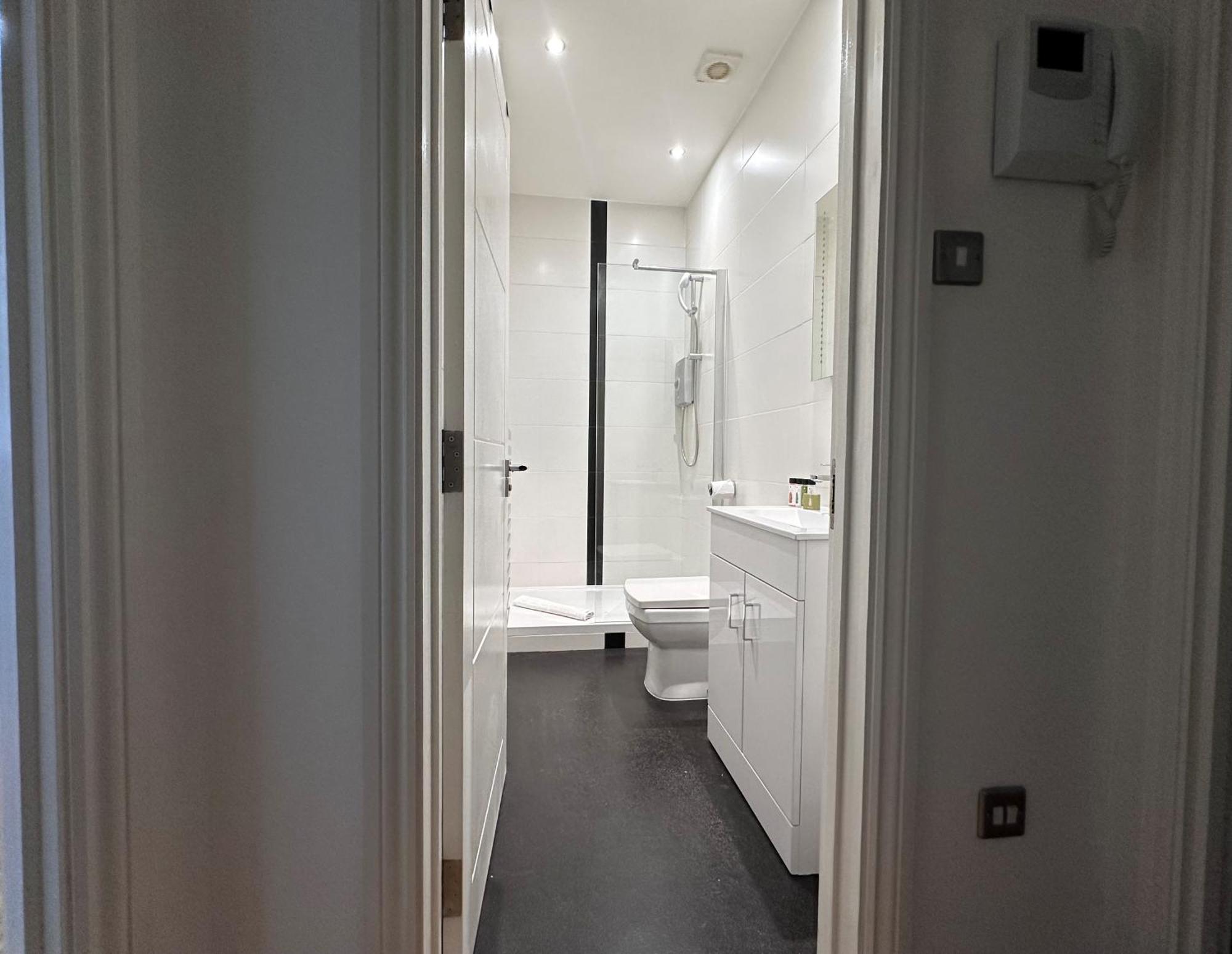 Apt 1, Soho Apartments 1St Floor By Indigo Flats لندن المظهر الخارجي الصورة